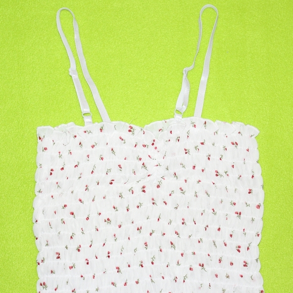 White Floral Ruched Top - Picture 3 of 3